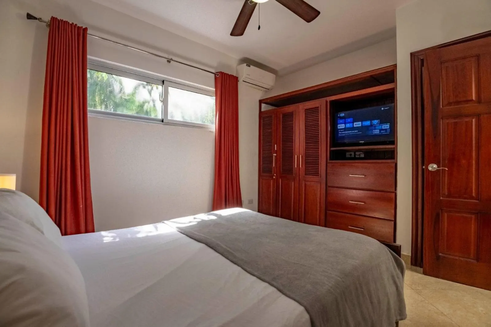 Beachfront Cabarete Apartment 0*,  Dominik Cumhuriyeti